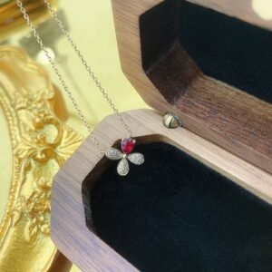 Jahuri jewelry